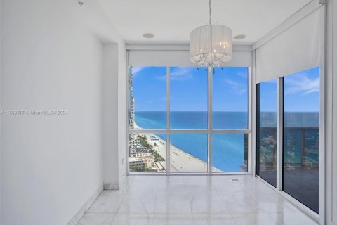 Copropriété à louer à Sunny Isles Beach, Floride: 3 chambres, 201.97 m2 № 1365941 - photo 25