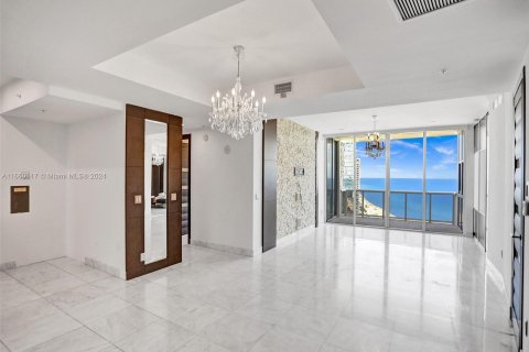 Copropriété à louer à Sunny Isles Beach, Floride: 3 chambres, 201.97 m2 № 1365941 - photo 22