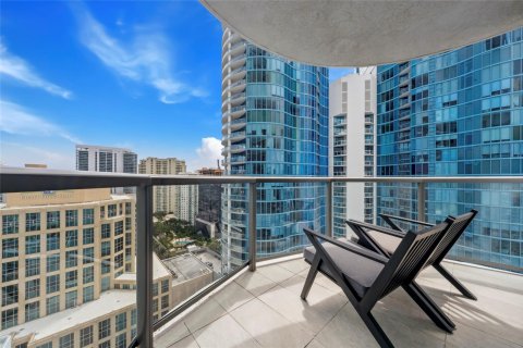 Condo in Fort Lauderdale, Florida, 3 bedrooms  № 1100723 - photo 3