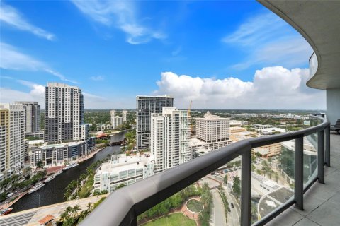 Condo in Fort Lauderdale, Florida, 3 bedrooms  № 1100723 - photo 5