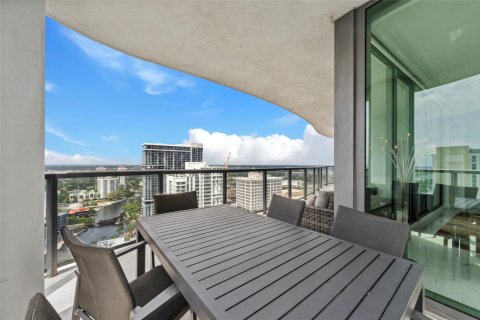 Condo in Fort Lauderdale, Florida, 3 bedrooms  № 1100723 - photo 22