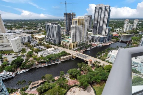 Condo in Fort Lauderdale, Florida, 3 bedrooms  № 1100723 - photo 21