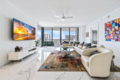 Condo in Fort Lauderdale, Florida, 3 bedrooms  № 1100723 - photo 27