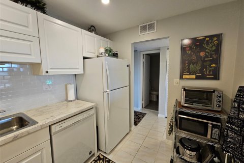 Copropriété à vendre à Lauderhill, Floride: 1 chambre, 72.46 m2 № 948899 - photo 20