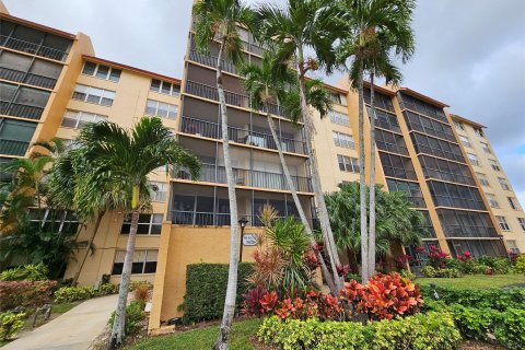 Condo in Lauderhill, Florida, 1 bedroom  № 948899 - photo 27