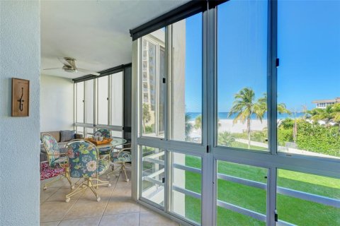 Copropriété à louer à Sarasota, Floride: 2 chambres, 115.94 m2 № 214507 - photo 3