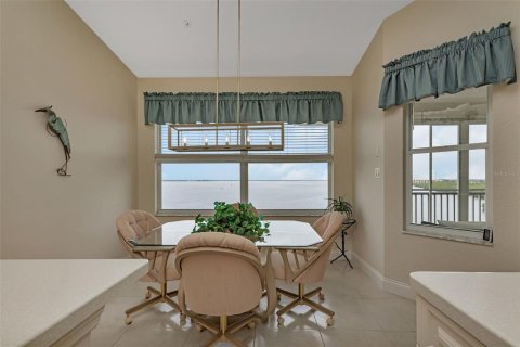 Copropriété à vendre à Punta Gorda, Floride: 3 chambres, 187.48 m2 № 1276114 - photo 9