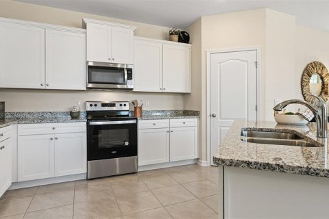 Townhouse in Palm Coast, Florida 3 bedrooms, 166.76 sq.m. № 1276183 - photo 7