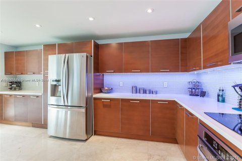 Condominio en venta en Aventura, Florida, 3 dormitorios, 277.59 m2 № 1271537 - foto 12