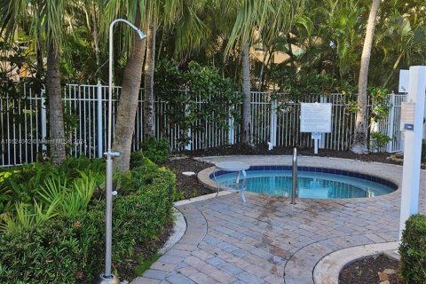 Copropriété à vendre à Aventura, Floride: 3 chambres, 277.59 m2 № 1271537 - photo 30