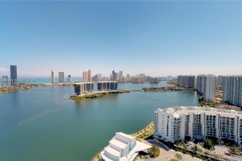 Condominio en venta en Aventura, Florida, 3 dormitorios, 277.59 m2 № 1271537 - foto 8