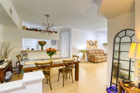 Condo in Sunny Isles Beach, Florida, 1 bedroom  № 1271161 - photo 18