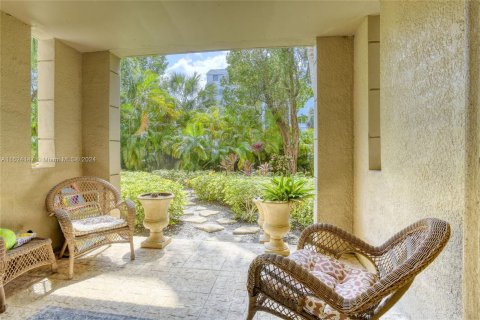 Copropriété à vendre à Sunny Isles Beach, Floride: 1 chambre, 68.84 m2 № 1271161 - photo 14