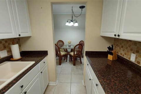 Condominio en venta en New Port Richey, Florida, 1 dormitorio, 62.43 m2 № 1249885 - foto 11