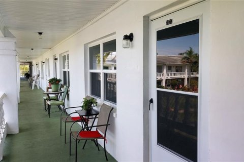 Copropriété à vendre à New Port Richey, Floride: 1 chambre, 62.43 m2 № 1249885 - photo 25