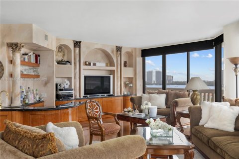 Condo in Aventura, Florida, 4 bedrooms  № 1268780 - photo 3