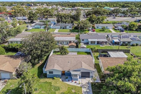 Casa en venta en Clearwater, Florida, 3 dormitorios, 140.75 m2 № 1364041 - foto 3