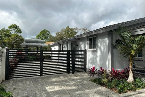 Villa ou maison à vendre à Dania Beach, Floride: 3 chambres, 124.86 m2 № 584191 - photo 19