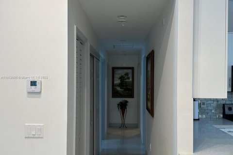 Villa ou maison à vendre à Dania Beach, Floride: 3 chambres, 124.86 m2 № 584191 - photo 6