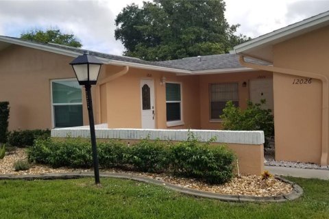 Copropriété à vendre à New Port Richey, Floride: 1 chambre, 72.37 m2 № 1364517 - photo 2