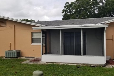 Copropriété à vendre à New Port Richey, Floride: 1 chambre, 72.37 m2 № 1364517 - photo 20