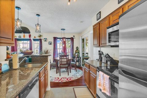 Condo in Orlando, Florida, 2 bedrooms  № 1364722 - photo 5