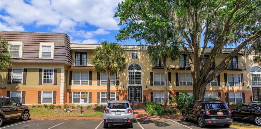 Condominio en Orlando, Florida, 2 dormitorios  № 1202333