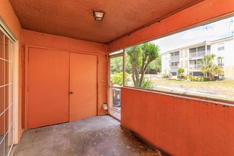 Condo in Orlando, Florida, 2 bedrooms  № 1202333 - photo 18