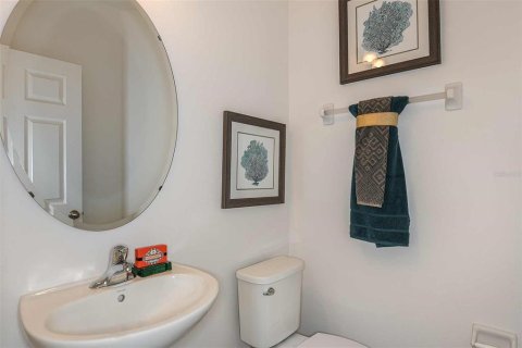 Купить таунхаус в Апопка, Флорида 4 комнаты, 170.94м2, № 1088571 - фото 11