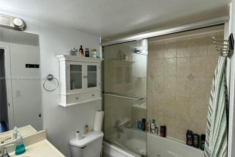 Copropriété à vendre à Hallandale Beach, Floride: 1 chambre, 85.01 m2 № 1290981 - photo 7