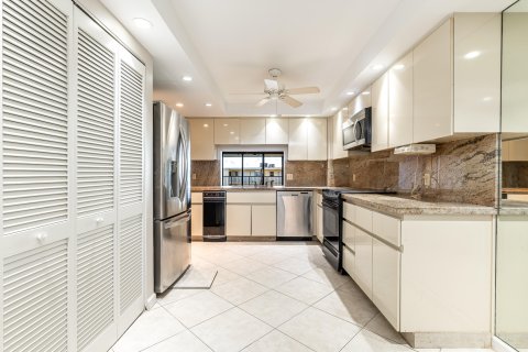 Condominio en venta en Hillsboro Beach, Florida, 2 dormitorios, 159.33 m2 № 996302 - foto 12