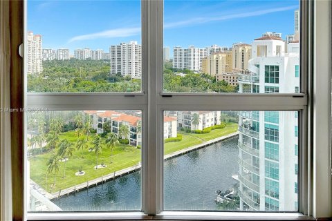 Condominio en venta en Aventura, Florida, 2 dormitorios, 175.12 m2 № 1406382 - foto 21