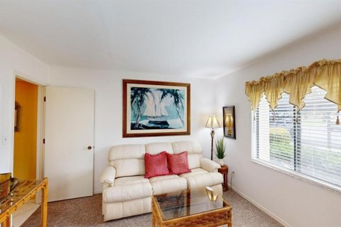Condo in Fort Myers, Florida, 2 bedrooms  № 1085846 - photo 30
