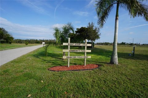 Terrain à vendre à Punta Gorda, Floride № 926088 - photo 6