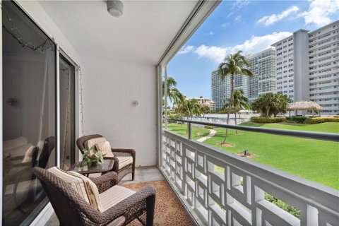 Copropriété à vendre à Fort Lauderdale, Floride: 1 chambre, 69.68 m2 № 330838 - photo 11