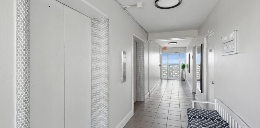 Condo à Fort Lauderdale, Floride, 1 chambre  № 330838