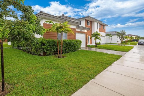 Casa en venta en Homestead, Florida, 4 dormitorios, 145.58 m2 № 1398184 - foto 11