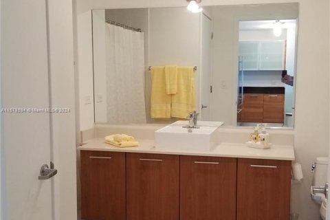 Copropriété à vendre à Miami, Floride: 2 chambres, 117.34 m2 № 1150985 - photo 16