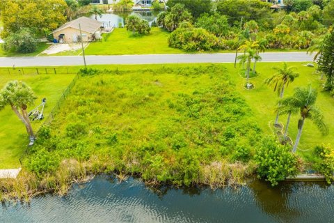 Land in Hernando Beach, Florida № 1314363 - photo 5