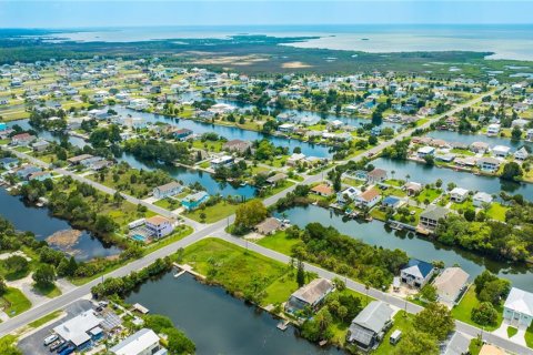 Land in Hernando Beach, Florida № 1314363 - photo 14