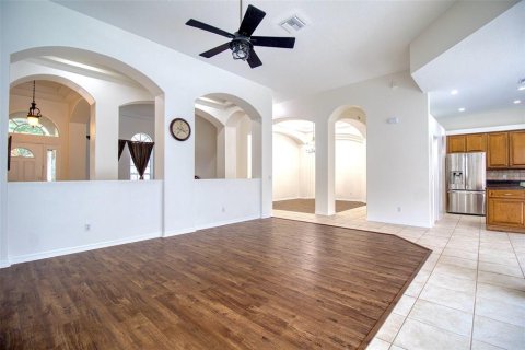 Villa ou maison à vendre à Tampa, Floride: 4 chambres, 242.75 m2 № 1314455 - photo 6