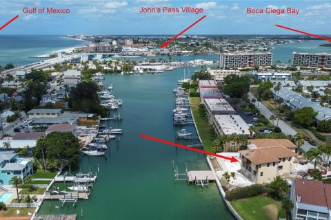 Condominio en venta en Treasure Island, Florida, 3 dormitorios, 151.99 m2 № 462423 - foto 9
