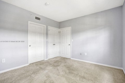 Condominio en venta en Pembroke Pines, Florida, 2 dormitorios, 104.98 m2 № 1236967 - foto 17