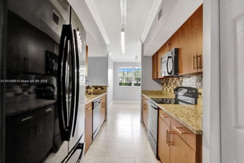 Condominio en venta en Pembroke Pines, Florida, 2 dormitorios, 104.98 m2 № 1236967 - foto 24