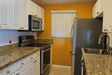 Condo in North Palm Beach, Florida, 1 bedroom  № 1098946 - photo 2