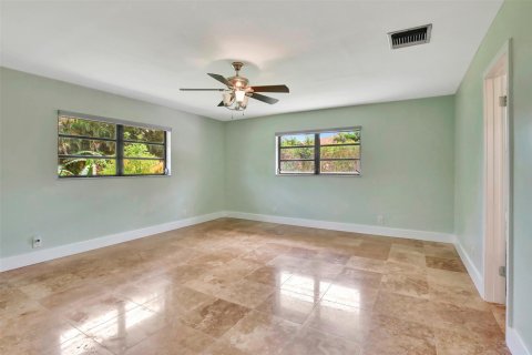 Villa ou maison à vendre à Davie, Floride: 4 chambres, 265.33 m2 № 1014033 - photo 15