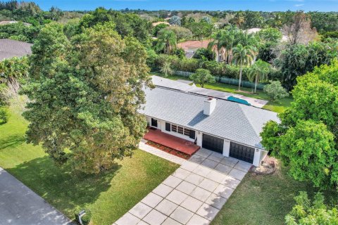 Villa ou maison à vendre à Davie, Floride: 4 chambres, 265.33 m2 № 1014033 - photo 5