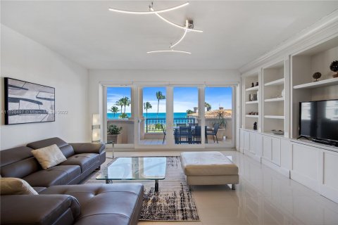 Copropriété à louer à Fisher Island, Floride: 3 chambres, 170.75 m2 № 11953 - photo 11