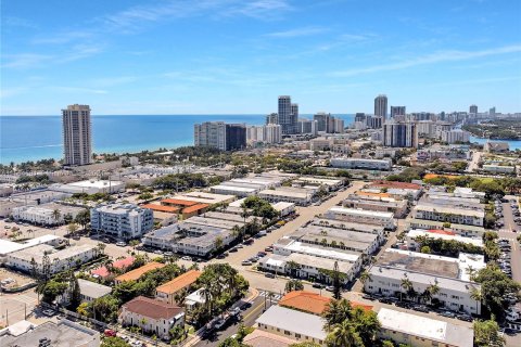 Купить коммерческую недвижимость в Майами-Бич, Флорида № 1100615 - фото 20