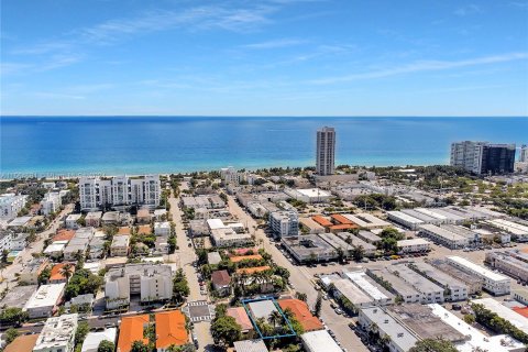 Купить коммерческую недвижимость в Майами-Бич, Флорида № 1100615 - фото 23
